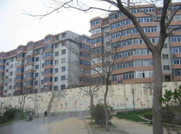 小区相关图