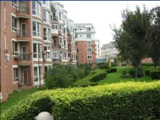 绿波花园 封闭小区 有阳台 五明 精装修 两室