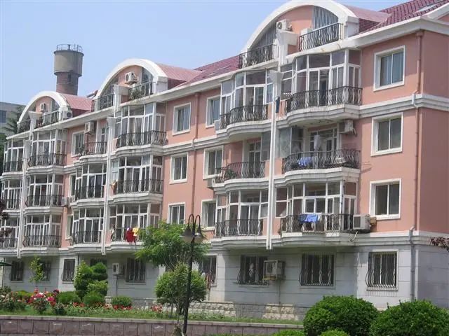 小区相关图
