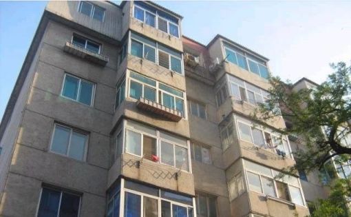  ���С��2��1��1����������1100.00Ԫ/�³��� 