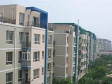 房子位置好,近乐购车站,出行方便,户型规整