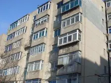 南北两室,一楼*,采光好。交通便利。