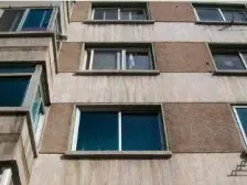 六一路两室南北向精装修带150平院 ,位置好近华南商圈