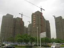 海马公园经典纯南两居,户型方正不临路安静