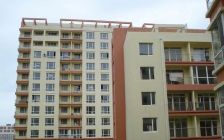 海辉街一室一厅南向出门市场车站电梯房采光好