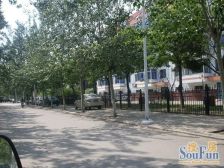 南北通透,采光好出行方便,价格可议免费停车