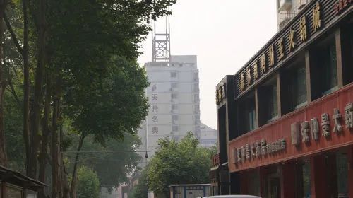 小区相关图