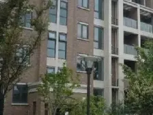 此房复式户型,中间层,南北向,看房方便。