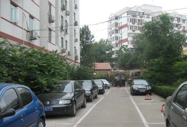 高梁桥斜街实景图