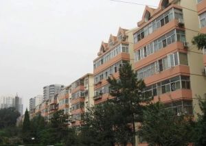 此房满二年的商品房,户型好全明户型
