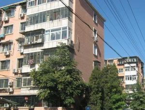 烟厂宿舍1室1厅南