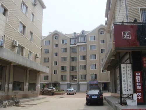 小区相关图