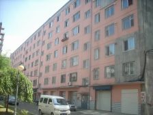 松北1+9多层四楼,个人家装,房本62平,配套齐全