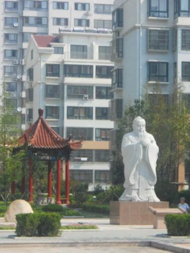  ����С��2��2��1���ϱ�����1333.00Ԫ/�³��� 