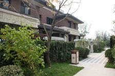 燕西华府 11室1厅 南 北