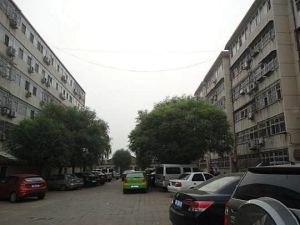 永华小区旁,纸箱厂宿舍,南北通透三室两厅,带小房