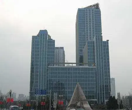 君隆广场实景图