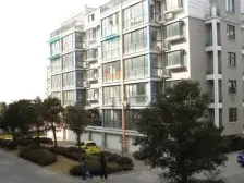 万达商圈,东尚名居,三室电梯房,近地铁