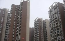 现代城低楼层三房看房方便户型周正