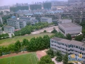 新楚麓山才苑 2室2厅 南