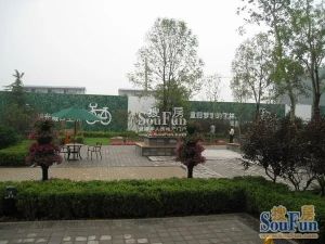 朝阳区1号线沿线。远洋一方溪语苑改善四居室