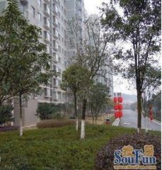 24小时热水,空调可使用,正地铁口,湘府英才就在边上