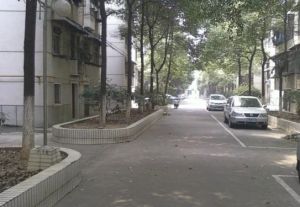 教师新村3室1厅南北