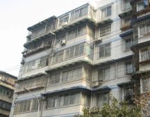 地铁3号线烈士公园旁公务员小区带大露台