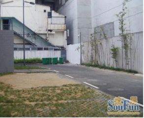 此房采光好双地铁口出门就是月湖公园