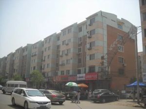 新华大街摩尔城 昭君新村 中间楼层 地铁口 南北通透