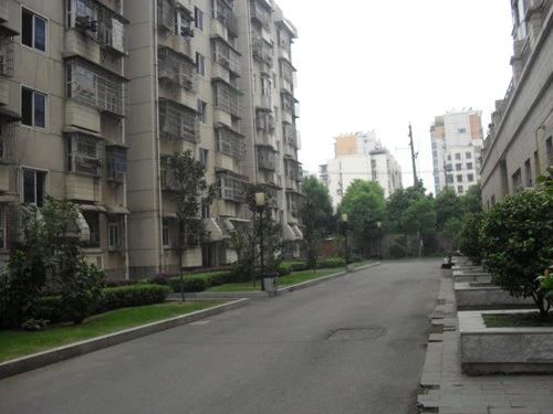 小区相关图