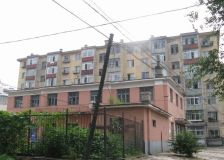 西大小区 中间楼层 拎包入住 小H户型 交通便利