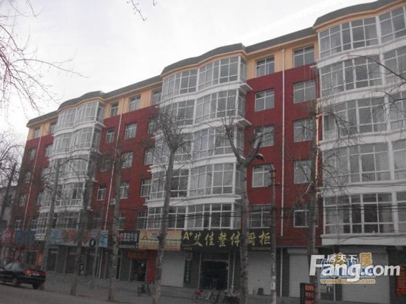 东上华府实景图