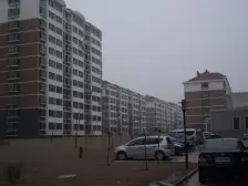 南北通透两居室,多层一楼,新装修没住过