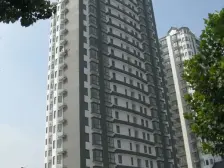 小区依山傍水,环境优美,随时 可以 看房