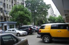 锦泰广场地铁200米电梯大三房树景房业主诚心卖