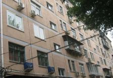 团结湖路精装修双阳台东西通透两居室