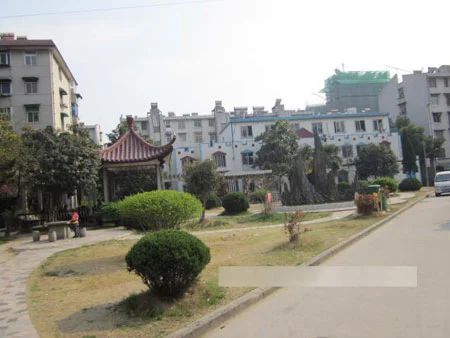 小区相关图
