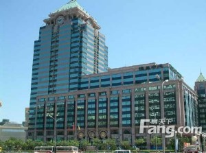 满5年 汇文三居 商品房社区 车位充足 160平东南
