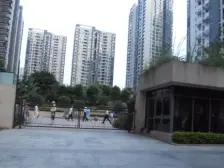 三峡广场住家环境好业主诚心出售