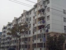 此房中上楼层好,视野宽阔,采光充足生活方便交通便利