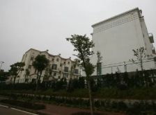 碧桂园山湖城精装三房两卫房东诚心出售