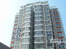 带车库!诚心出售!精装三室,配套全