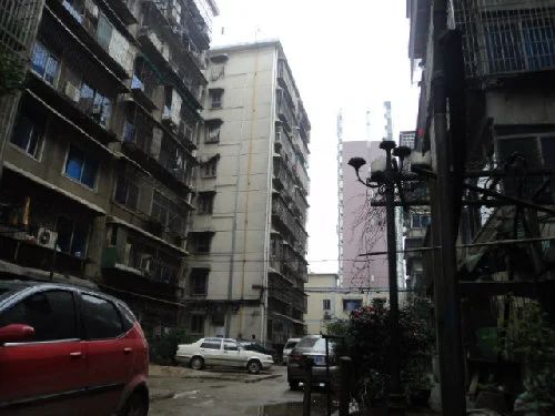 小区相关图