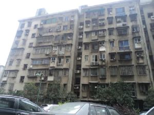 已经在装电梯地铁6号线正规四房户型周正诚心出售