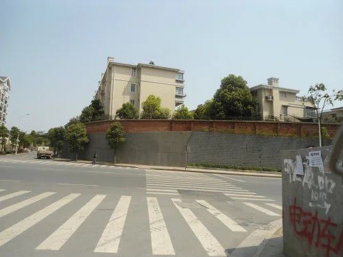 小区相关图