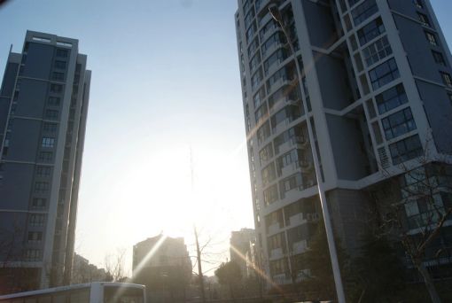  �����԰2��1��1���ϳ���3300.00Ԫ/�³��� 