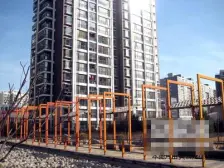 三环边 双气大三房 精装修 中间楼栋