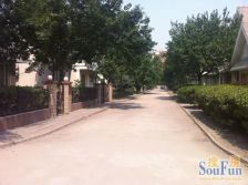 地铁6号线,独栋大别墅,户型好,1/2层有车库