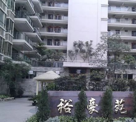 小区相关图